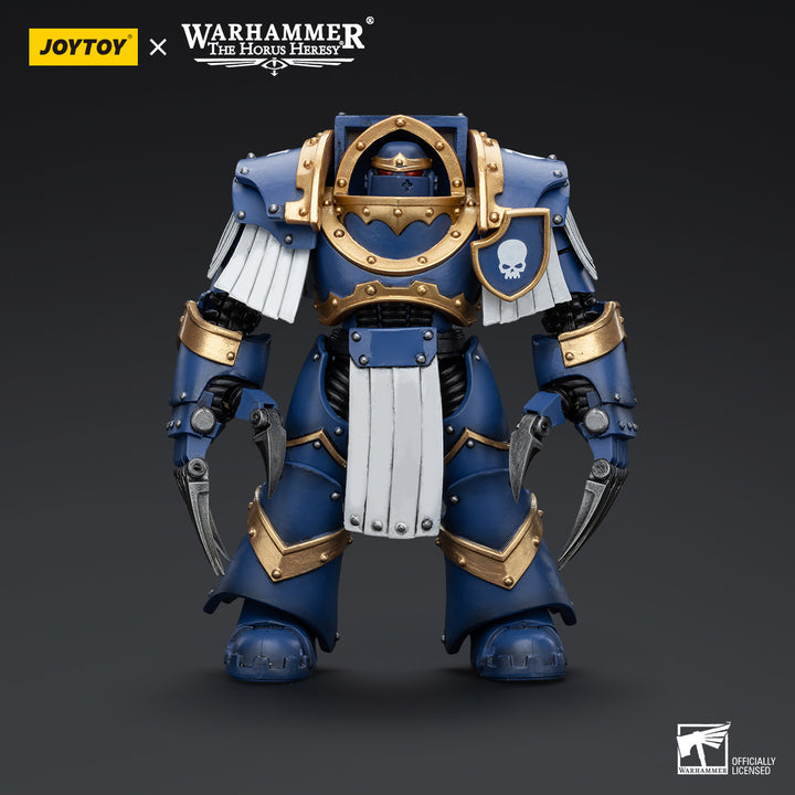 JoyToy Warhammer Ultramarines Cataphractii Terminator Squad Terminator with Lightning Claws action figure