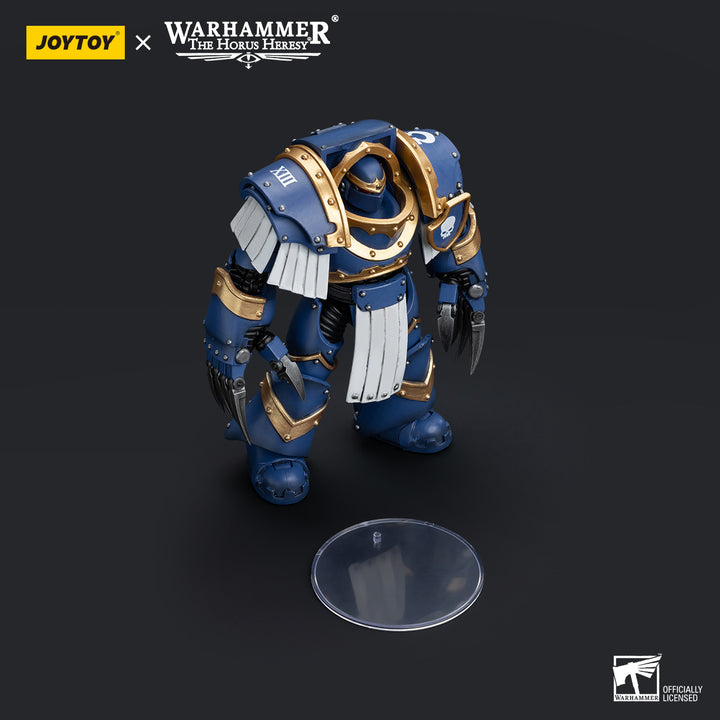 JoyToy Warhammer Ultramarines Cataphractii Terminator Squad Terminator with Lightning Claws action figure