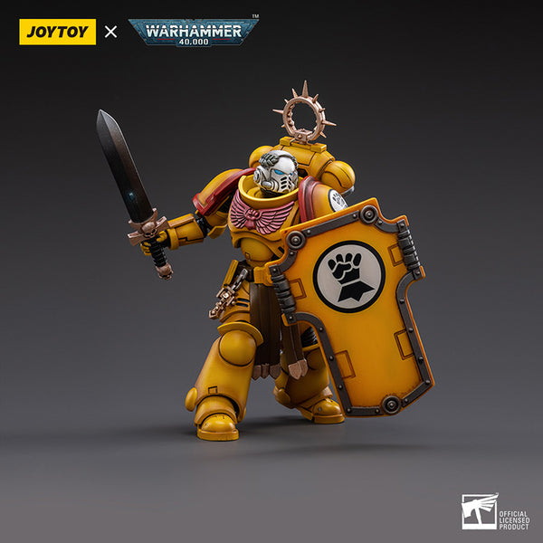 JoyToy 1/18 Warhammer 40K – Imperial Fists Veteran Brother Thracius